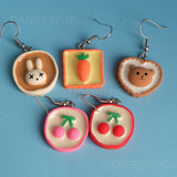 Doodle Cream Tarts earrings