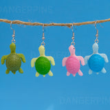 Detailed Turtle earrings