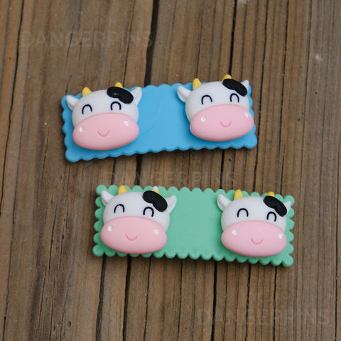 Set of 2 Nice little Cows hair clips - 5.5cm