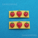 Set of 2 Strawberry hair clips - 5.5cm