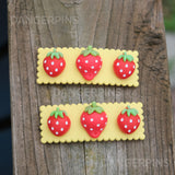 Set of 2 Strawberry hair clips - 5.5cm