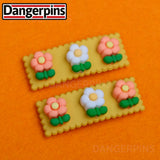 Set of 2 Lovely Little Flowers hair clips