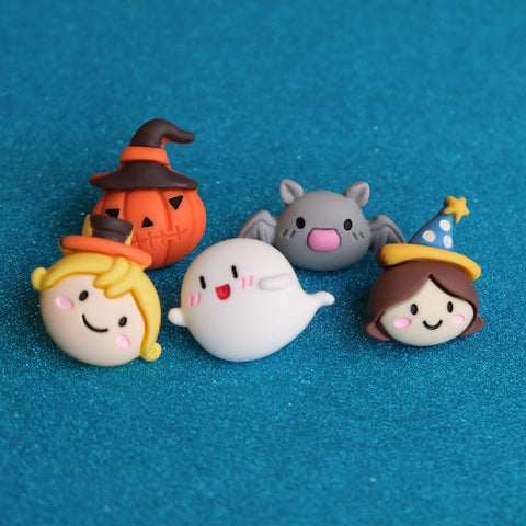 Spooky Pals 5 Resin pin set