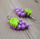 A lovely bunch of grapes earrings