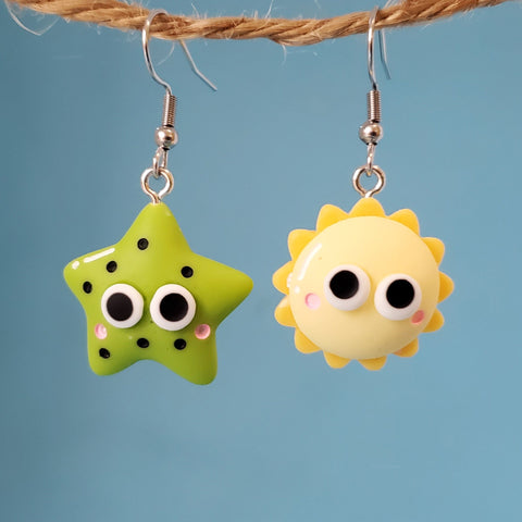 Weird Staring stars & suns earrings