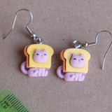 Small Bread Cat earrings